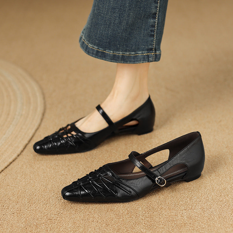 Quenby | Pointed Lattice-Cut Flat