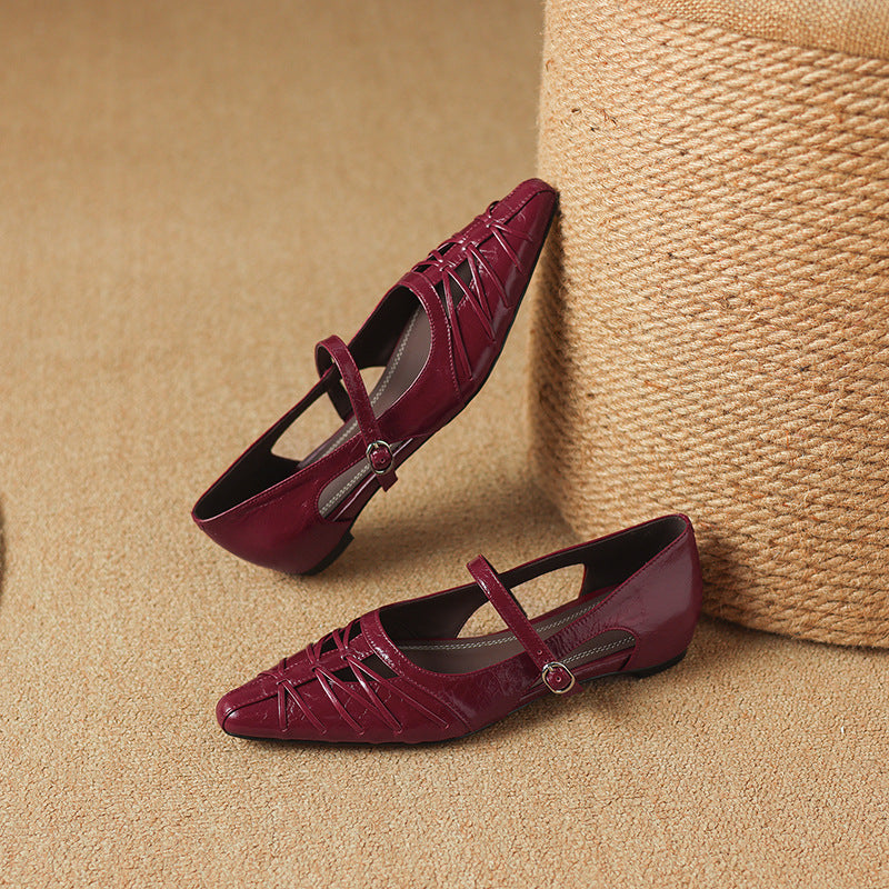 Quenby | Pointed Lattice-Cut Flat