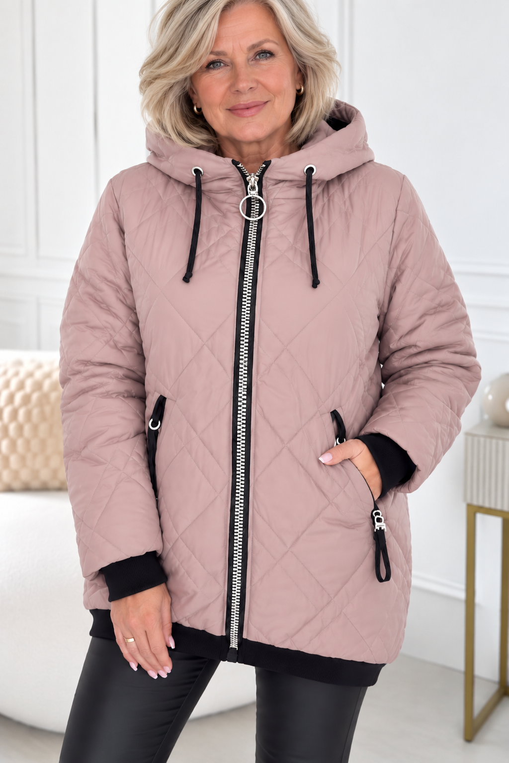 Rolande | Lightweight Warmth Without the Weight