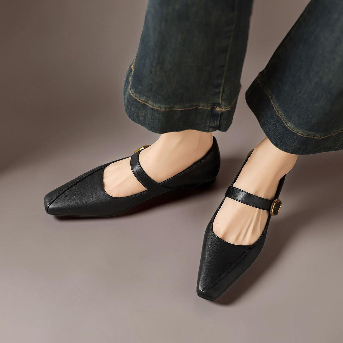 Zorae | Paneled Heel