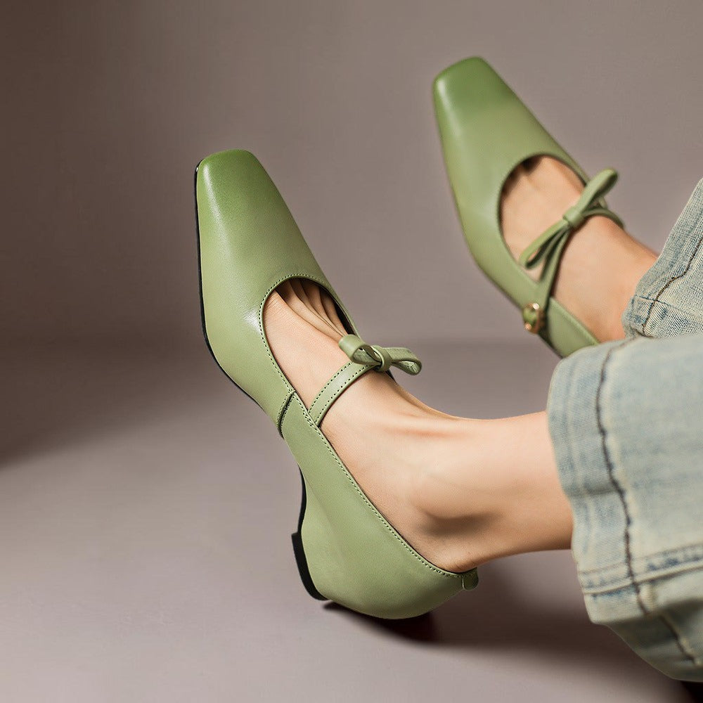 Bryony | Bow-Strap Pump