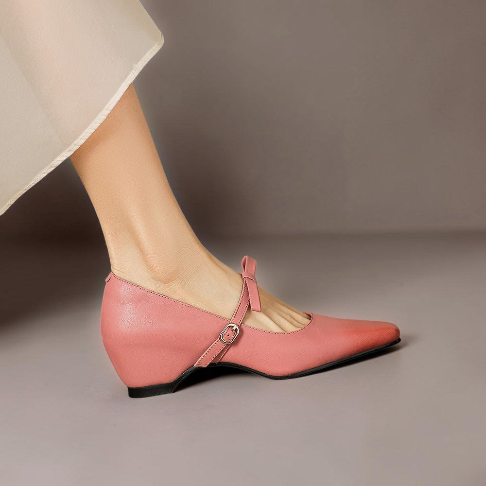 Bryony | Bow-Strap Pump